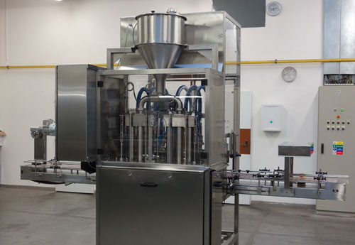 Šestihlavová liniová plnička